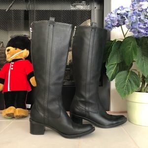 Calvin Klein stylish boot.